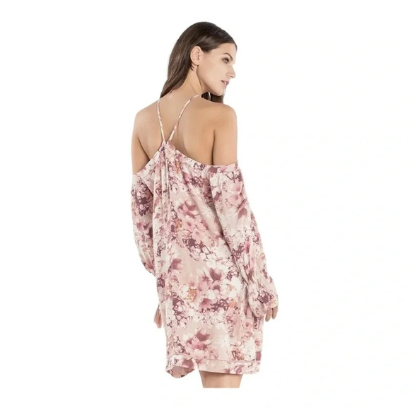 Miss Me Prized Possession Halter Off The Shoulder
Floral Ruffle Dress S. NWT - Picture 7 of 16